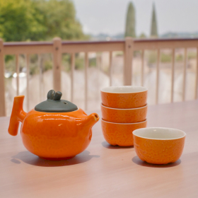 Herbal Orange Teekannen-Set - Kanne und vier Tassen